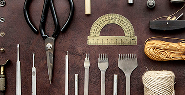 Leathercarft tools and tooling patterns