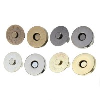 Magnetic snaps