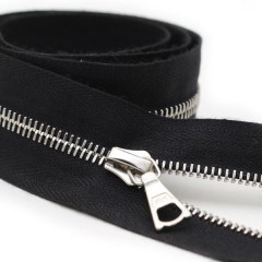 Zipper Riri ME4 2110 (Nickel, Black)