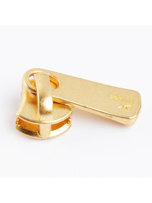 Бегунок с пуллером YKK Excella №3 (латунь)