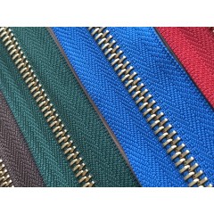 YKK Excella Zipper #3 (Brass)