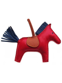 Выкройка брелка QQ-CHAR1