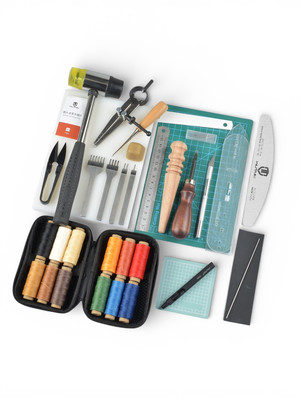 Набор кожевника "Полезный старт" (20 предметов) Набор кожевника "Полезный старт" (20 предметов)