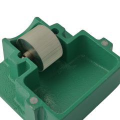 Vat with roller for painting edges
