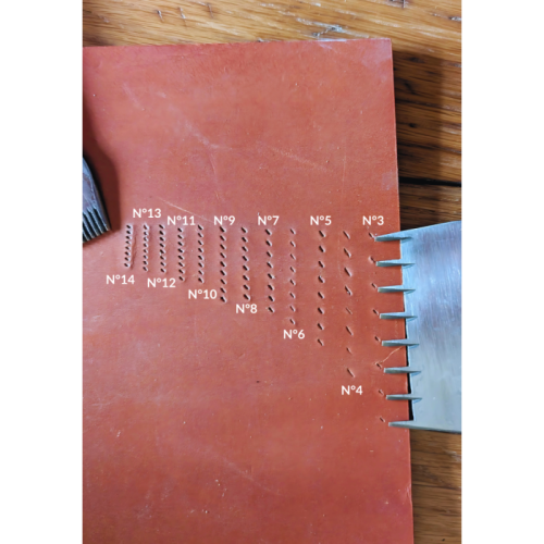 Pricking irons Vergez Blanchard 3.0mm (2+6, Obverse)