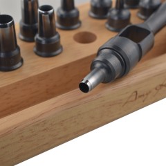 Round punches set Amy Roke